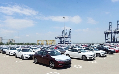 Tháng 2-2023: Lượng nhập khẩu ô tô nguyên chiếc vào Việt Nam đạt 12.358 chiếc

